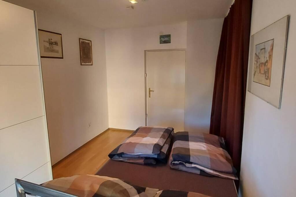 Quiet Apartment Close To Town 菲拉赫 外观 照片